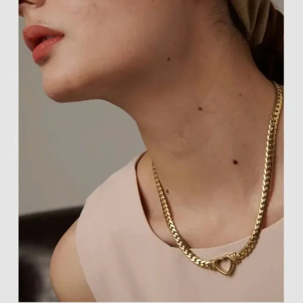 NEW 18K Gold Plated Chain Heart Necklace